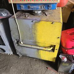 発電機   ガレッジセール早い者勝ち 取り置き不可 売り切れゴメン  