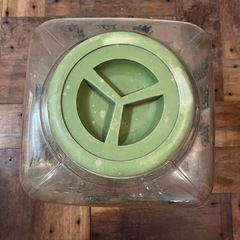 昔の駄菓子屋にあった瓶 カルケット ビスケット ゆらゆらの画像