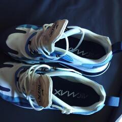 25cmナイキAIRMAX270リアクトの画像