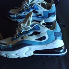 25cmナイキAIRMAX270リアクトの画像