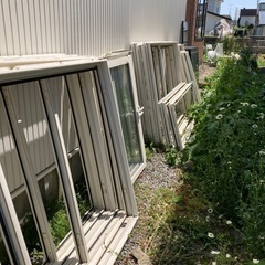 プラストサッシ