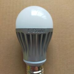 LED電球 まとめて7個（オーム電機＆東芝）の画像