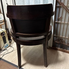 アンティーク椅子の画像
