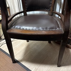 アンティーク椅子の画像