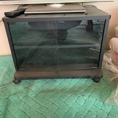 テレビ台　収納棚

