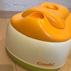 combi  おまるでステップの画像