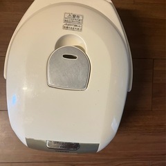炊飯器の画像