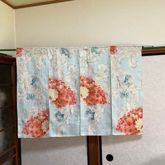 着物、振袖リメイク、暖簾、お部屋のオシャレ、横〜111–丈〜78!
の画像