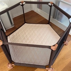 ベビーサークル

