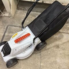 アイリスオーヤマ　電動芝刈機　G-320W　程度良好【中古品】の画像