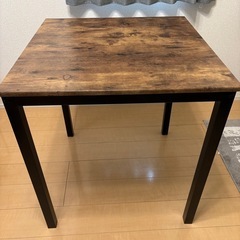 ダイニングテーブル