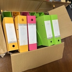 書類　ファイル　バインダー　たくさん！の画像