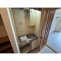 初期費用8万円パック⭐️敷・礼・仲0円⭐️稲毛駅⭐️駐車料税別9,000円！エアコン、オール電化 − 千葉県