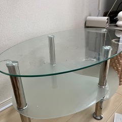ガラステーブル無料！！