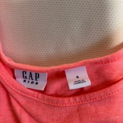 GAP kids 120cm 夏用ワンピース　蛍光オレンジ　ノースリーブ　女の子の画像