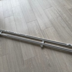 カーテンレール　白　2つ　約110-200