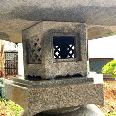 雪見灯篭1基の画像