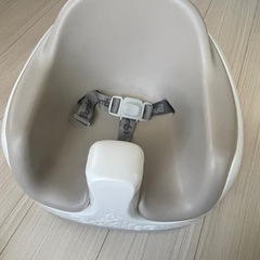 売却済み　バンボ Bumbo ベビーチェア グレー の画像