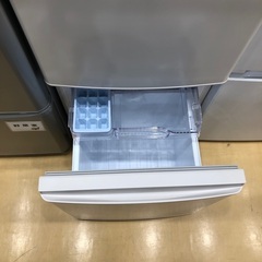 【一年間動作保証付】MITSUBISHI 2ドア冷蔵庫　MR-P15J-W 2023年製　146Lの画像