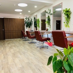 ヘアサロン　ミラー貸し　業務委託