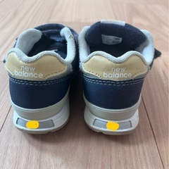子供靴　15.5cm 【new balance】の画像