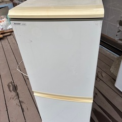 シャープ　冷蔵庫
