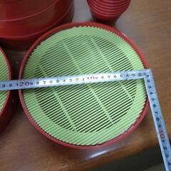ザル蕎麦用容器の画像