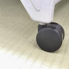 折りたたみ式ベッド　中古　動作確認済み
の画像