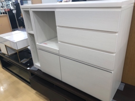 【軽トラック貸出サービス有】キッチンカウンター　伸縮式　引き出し付き　棚板１つ欠品　ホワイト