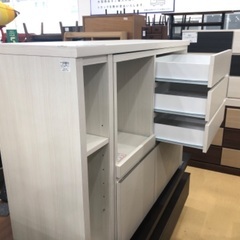 【軽トラック貸出サービス有】キッチンカウンター　伸縮式　引き出し付き　棚板１つ欠品　ホワイト　の画像