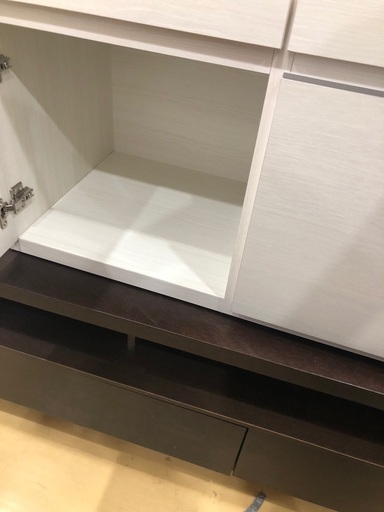 【軽トラック貸出サービス有】キッチンカウンター　伸縮式　引き出し付き　棚板１つ欠品　ホワイト　 軽トラック貸出サービス有】キッチンカウンター 伸縮式 引き出し付き