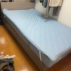 ベッドフレーム