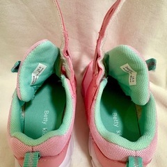 【取引終了】バースデイ購入 ピンク スニーカー 15.0の画像