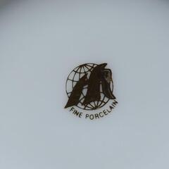 FINE PORCELAINティーポットの画像