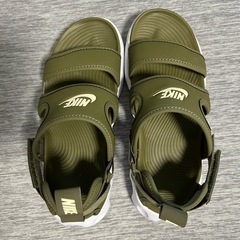 NIKE サンダル23センチ　カーキ色　美品のため値下げしません。