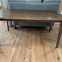 値下げしました　美品　ニトリ天然木ダイニングテーブル