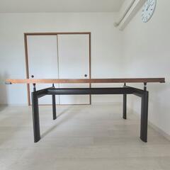 95%OFF ル·コルビジェ LC6レプリカ 木製天板の画像