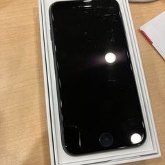 iPhoneSE 第3世代 
64GB  SIMフリー