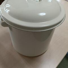 ホーローの鍋