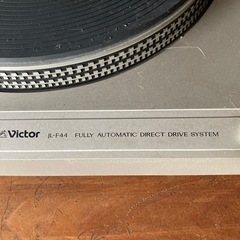 Victor レコードプレーヤーの画像