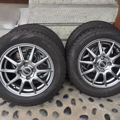 スタッドレスタイヤ付きアルミホイール ４本セット　165/70R...
