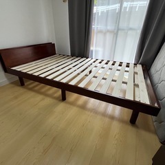 セミダブルベッド+マットレスの画像