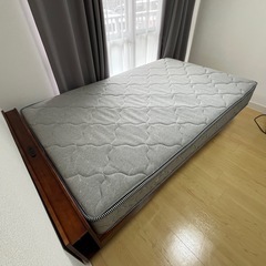 セミダブルベッド+マットレスの画像