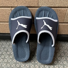 (商談中)
☆美品ＰＵＭＡサンダル(21センチ)