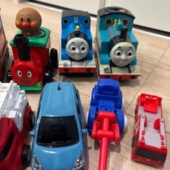 【0円お譲り】乗り物　おもちゃ9点　アンパンマン 　トーマス、　　の画像