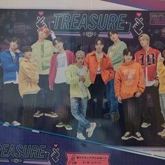 TREASUREアクリルボード