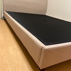 ベッドの画像