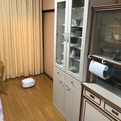 ⑪引き取り限定　食器棚①の画像