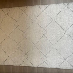 IKEA人気ラグTVERSTED トヴェルステド ラグ 133x195 cmの画像