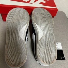 美品　ナイキ ウィメンズ ロイヤルコート　24.5cm NIKE スニーカーの画像